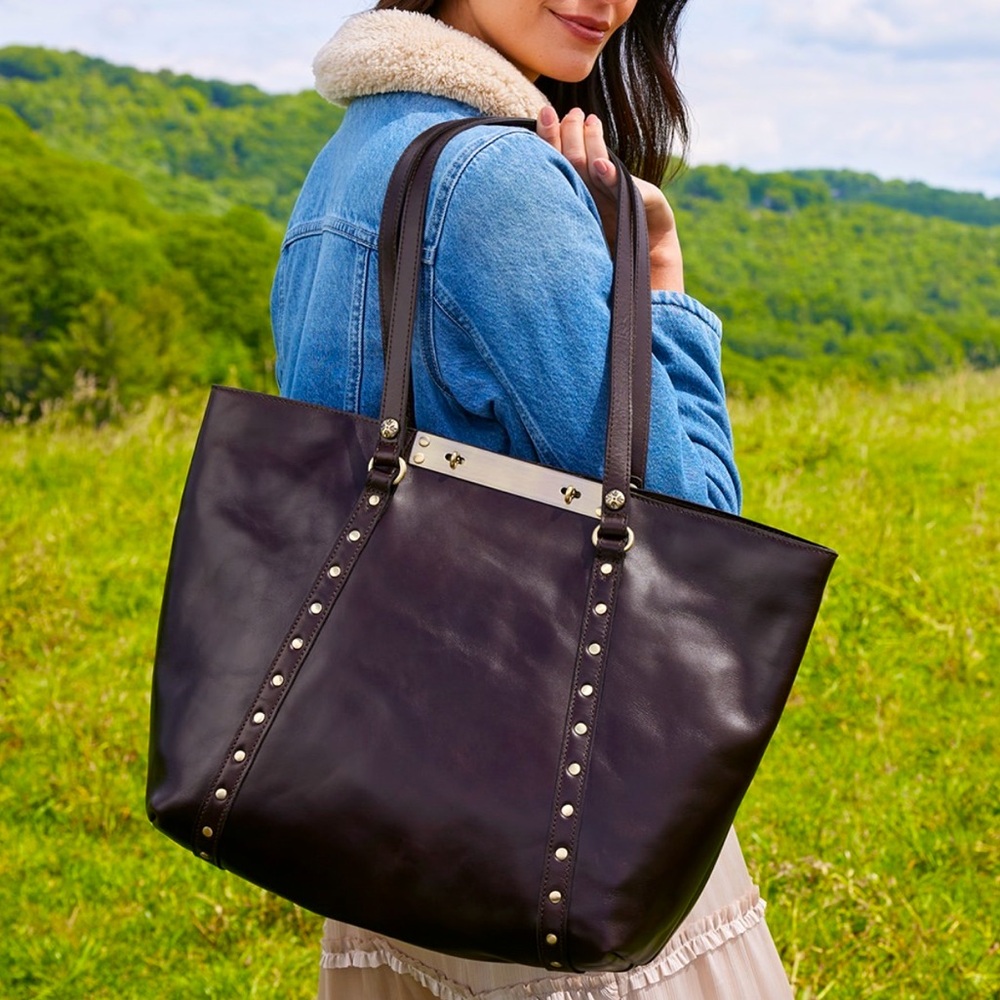 Patricia Nash Black Oversized Leather Tote Bag in Benvenuto Black